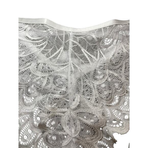 NWT Fredrick's of Hollywood Women Small Bridal Lace Underwear Thong White Silver - Picture 5 of 9